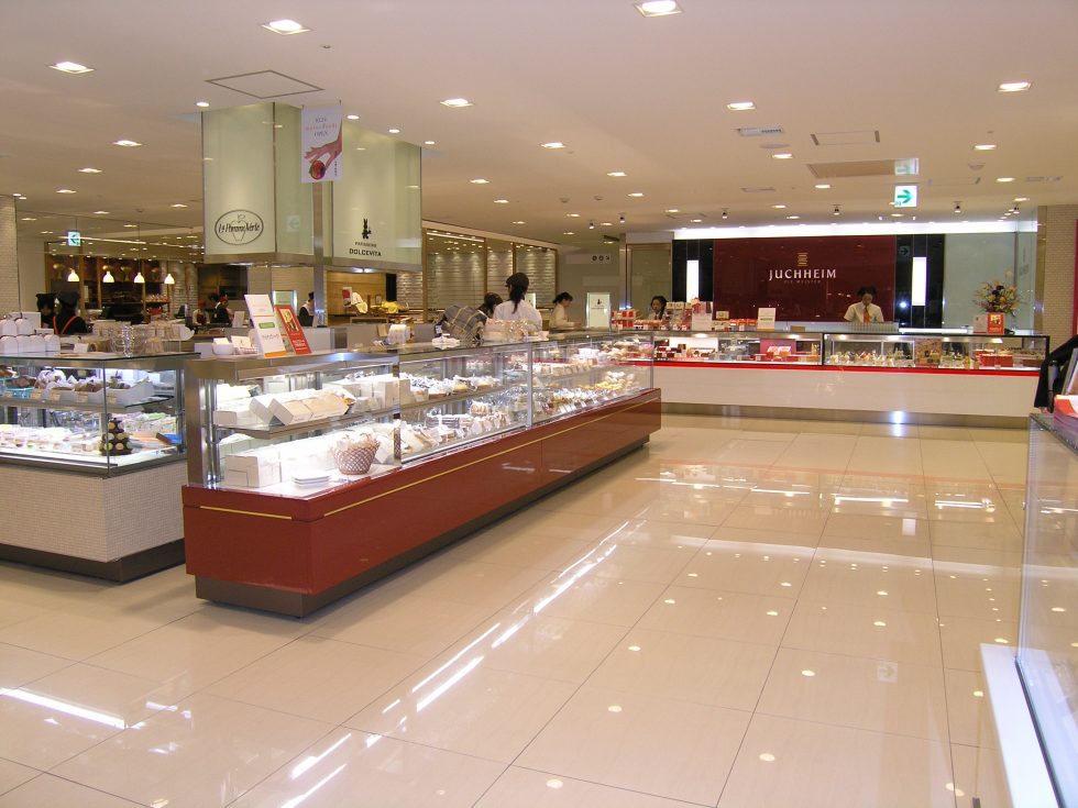 札幌丸井今井 ドルチェヴィータ（DOLCE VITA）3DCGI デパートの地下の食品売り場