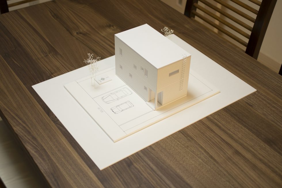 Architectural modelSimple house designFoam core board